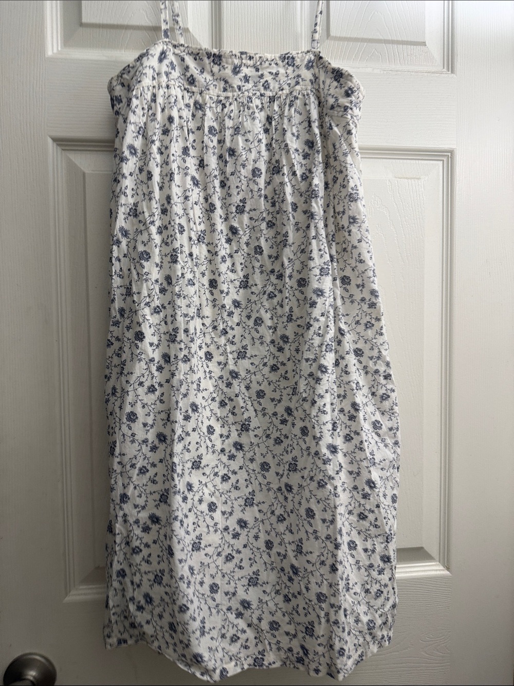GAP White Floral Spaghetti Strap Sundress with pockets